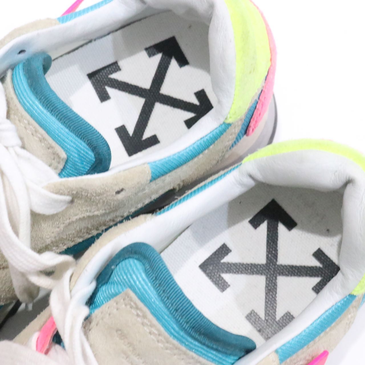 OFF-WHITE(オフホワイト)