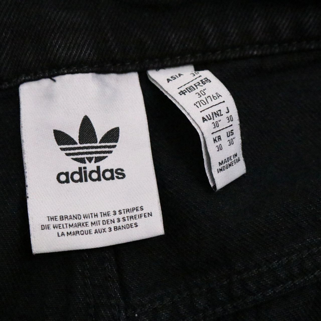 adidas(アディダス)