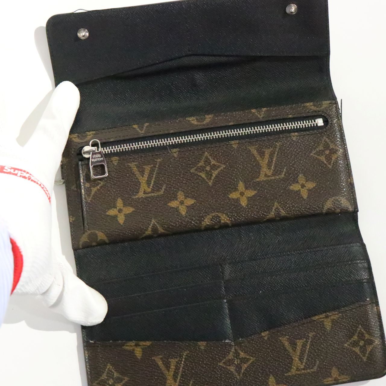 LOUIS VUITTON(ルイヴィトン)