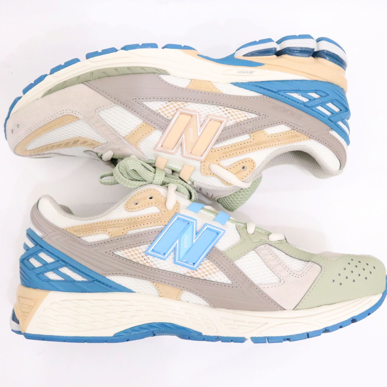 NEW BALANCE(ニューバランス)
