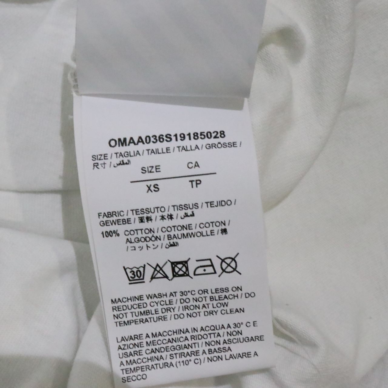 OFF-WHITE(オフホワイト)