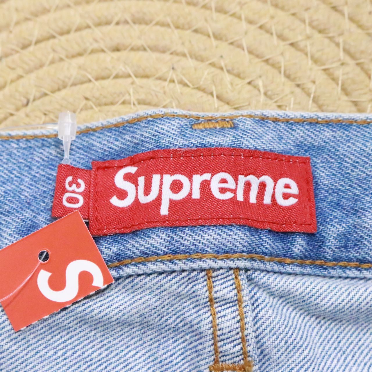 SUPREME(シュプリーム)