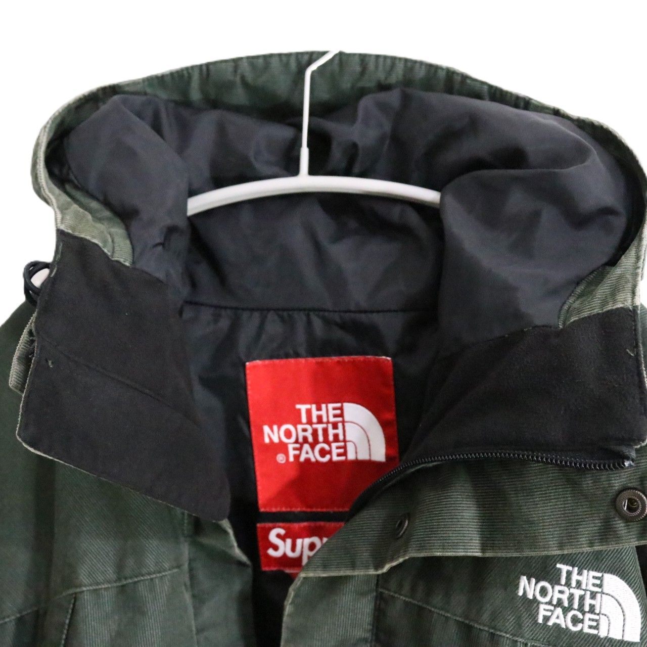 THE NORTH FACE(ザノースフェイス)×SUPREME(シュプリーム) 12AW Corduroy Mountain Shell Jacket