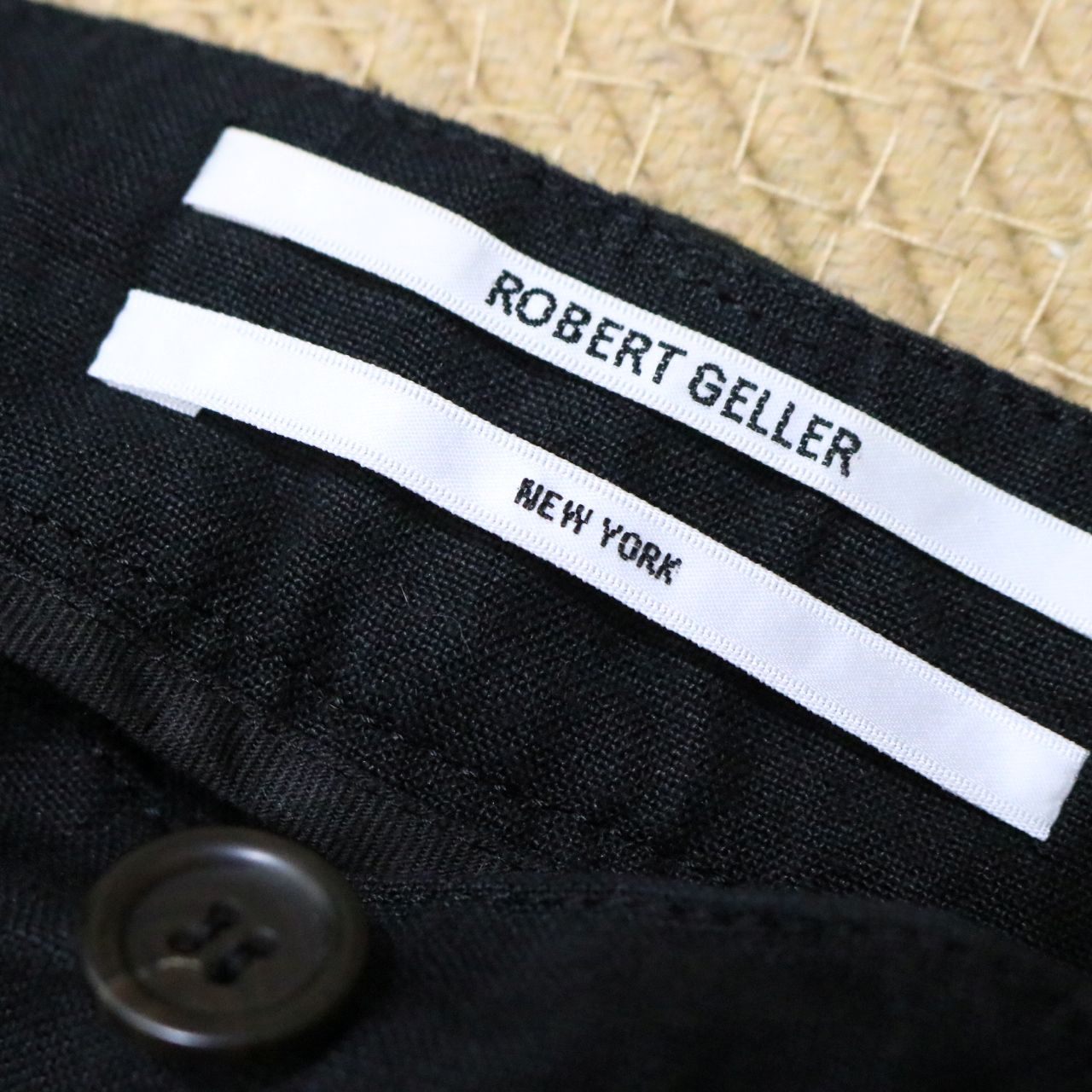 ROBERT GELLER(ロバートゲラー)