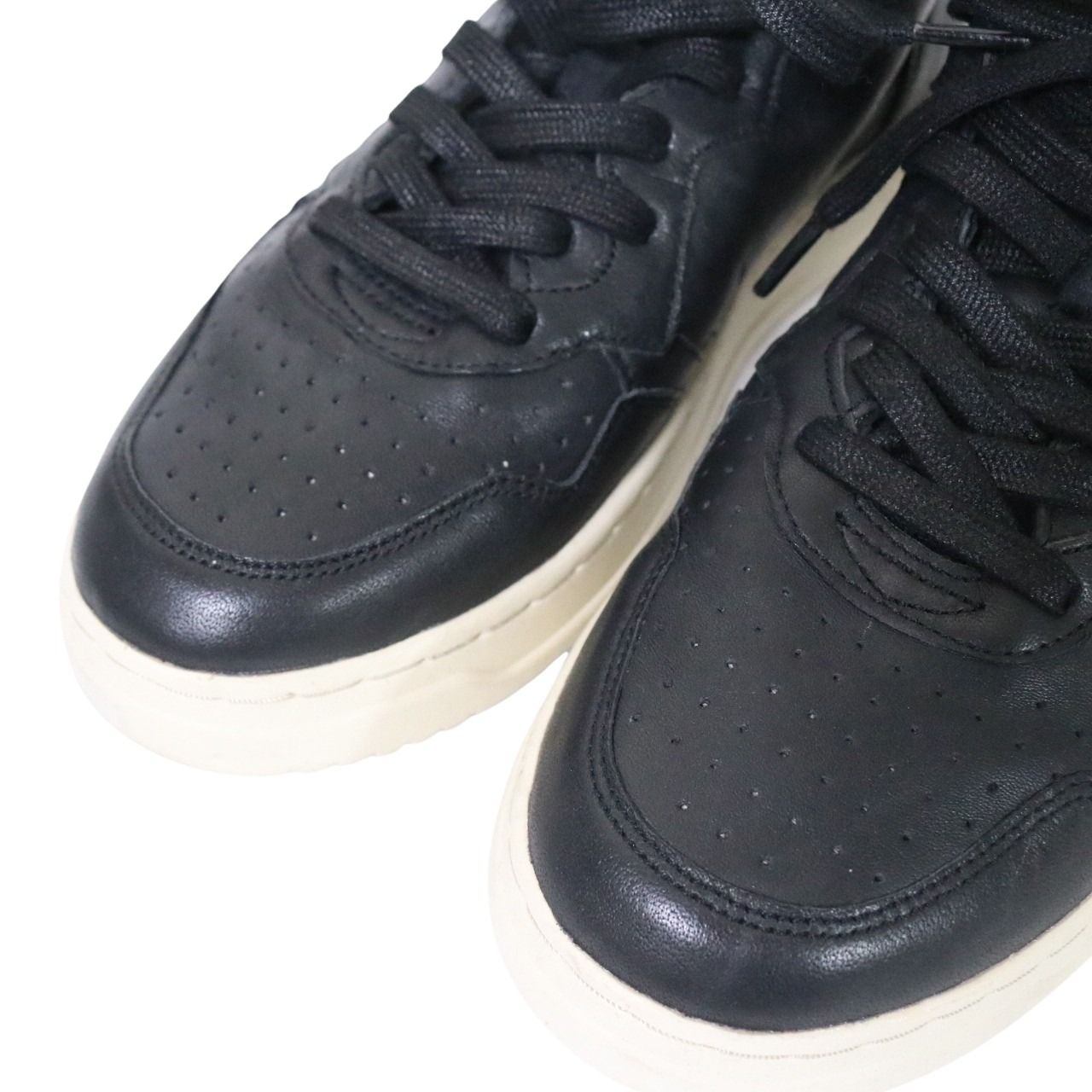 AUTRY(オートリ―) MEDALIST MID Sneakers