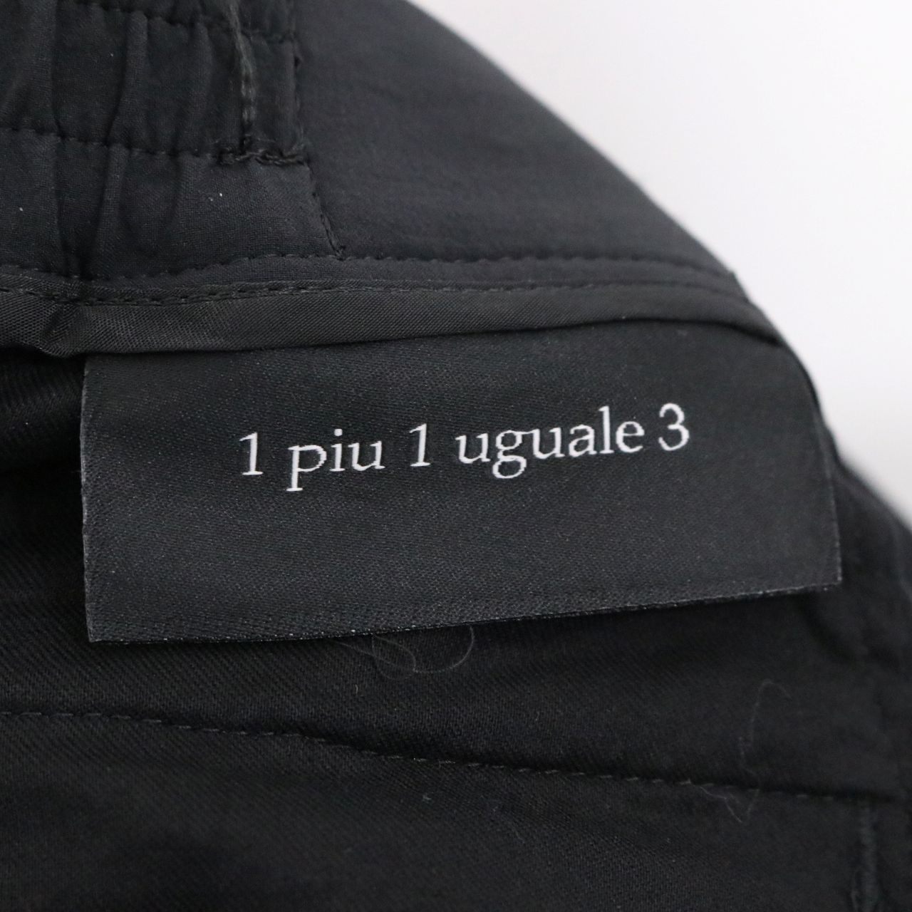 1PIU1UGUALE3(ウノピュウノウグァーレトレ) CREASE SLACKS