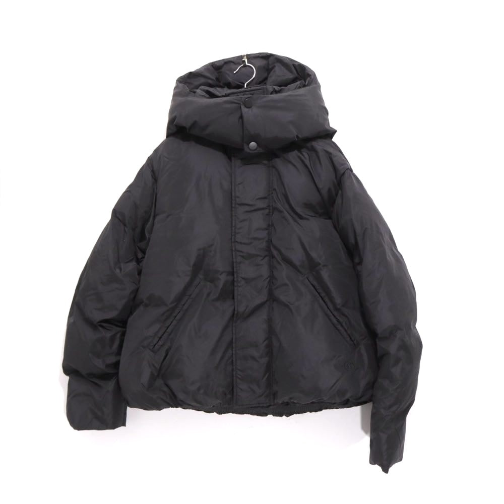 MM6 Maison Margiela 23AW | Back Brand Logo Padded Nylon Jacket "Black" (M60398-MM001)