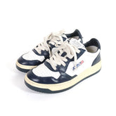 AUTRY| Medalist Low Sneakers "White/Blue" (AULW WB04)