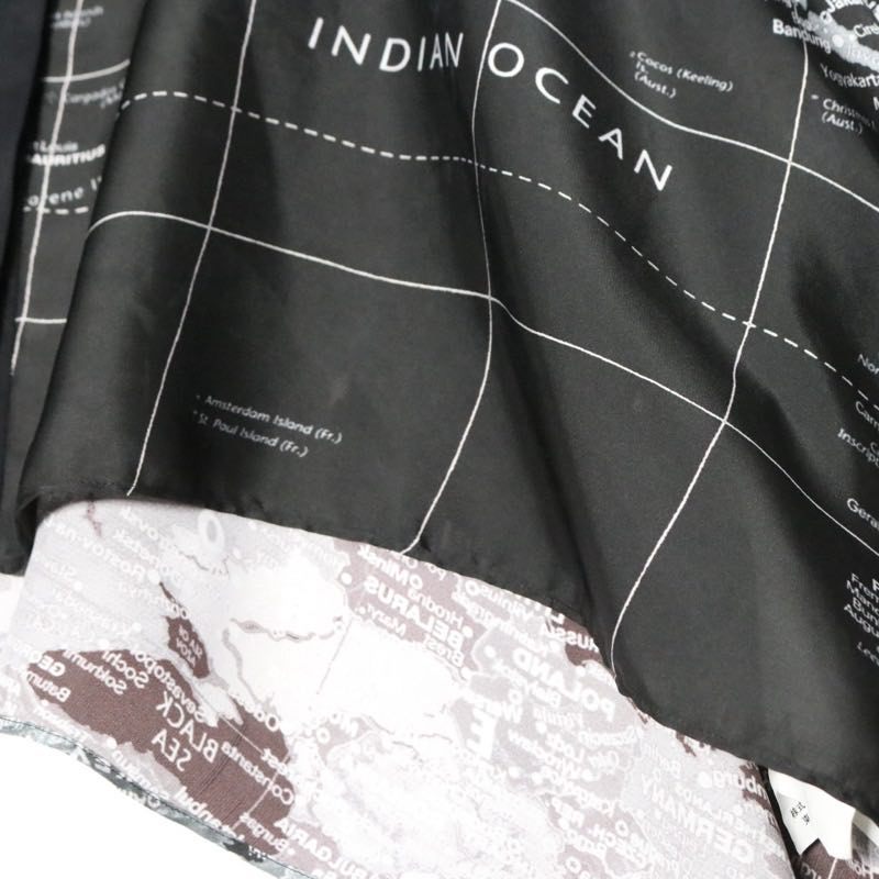 sacai 20SS | World Map Print Blouse "Black" (20-04987)