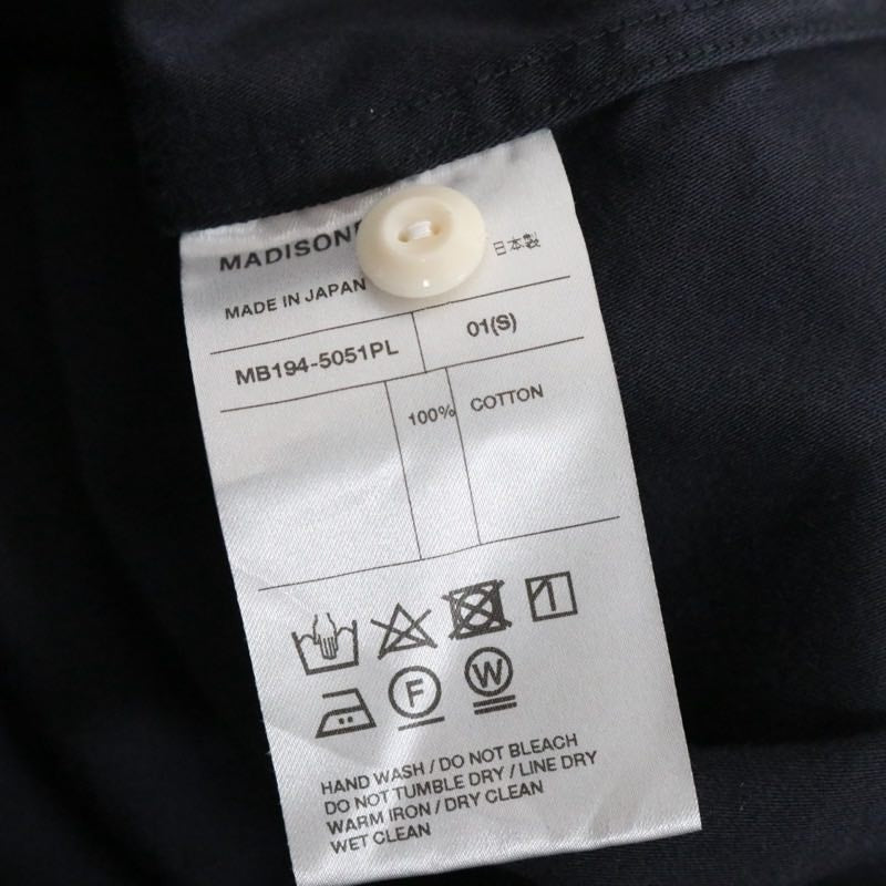 MADISONBLUE 19AW | HAMPTON Back Satin Shirt "Navy / Pearl Button" (MB194-5051PL)