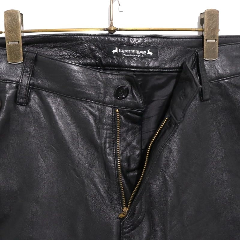 SASQUATCHfabrix. 11AW | Leather & Quilting Switching Shorts "MODERN NINJA" (113-31-1123)
