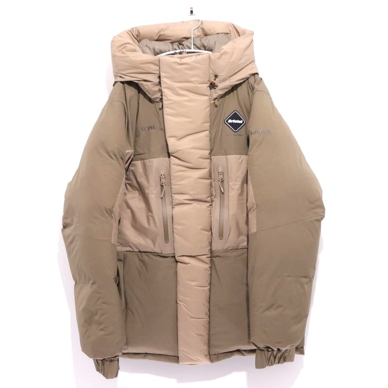 F.C.R.B. 25AW | FIELD DOWN PARKA "Beige (FCRB-252020)