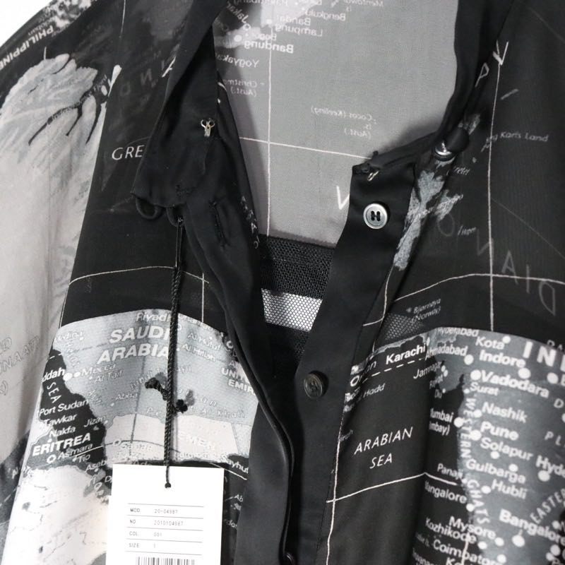 sacai 20SS | World Map Print Blouse "Black" (20-04987)