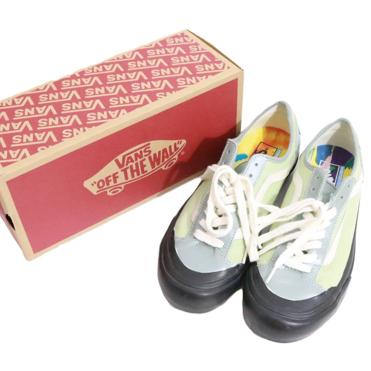 VANS(ヴァンズ)