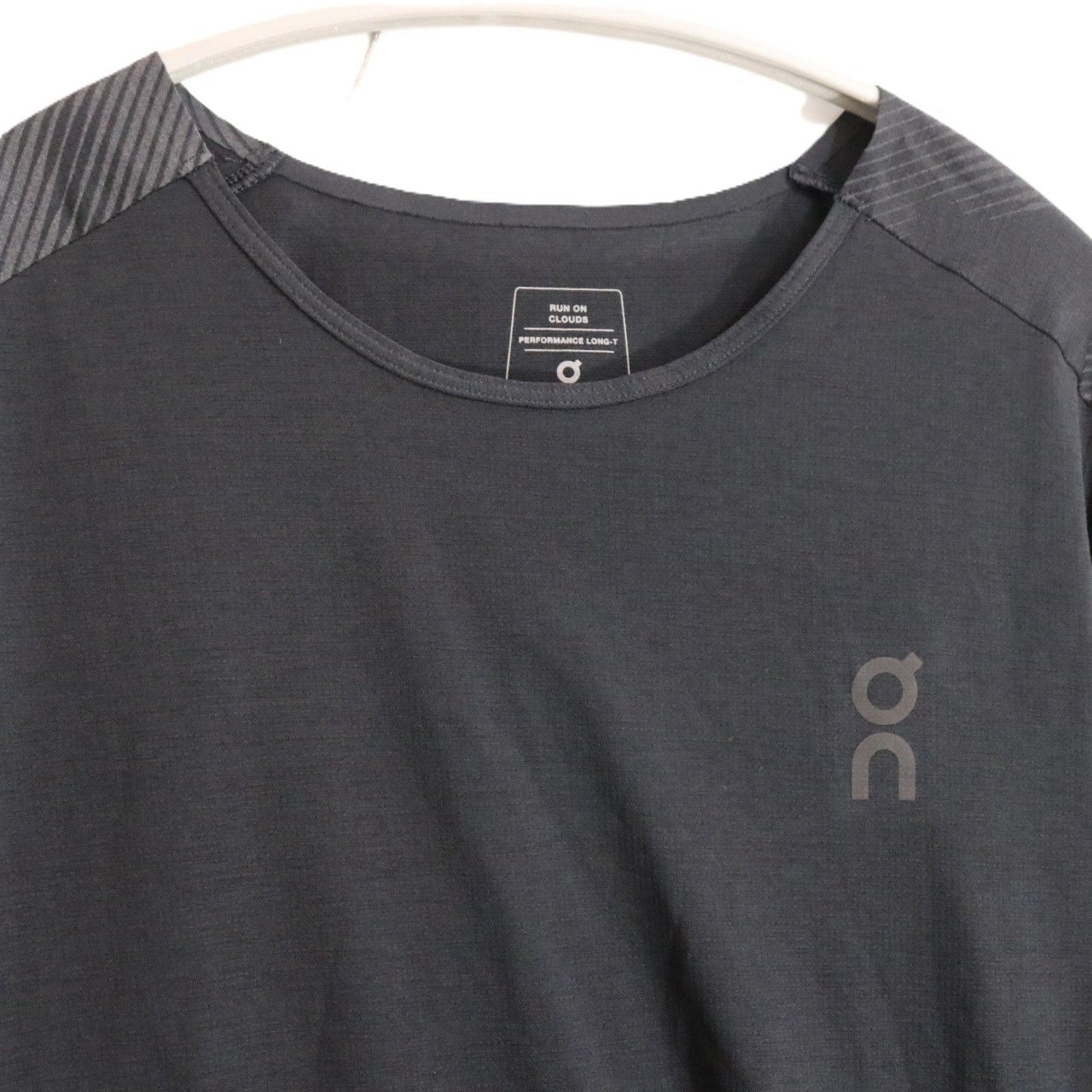 on(オン)PERFFORMANCE LONG-T