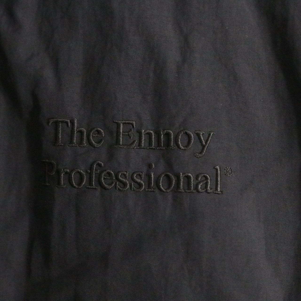 The Ennoy Professional(ザエンノイプロフェッショナル)23AW NYLON PADDED JACKET