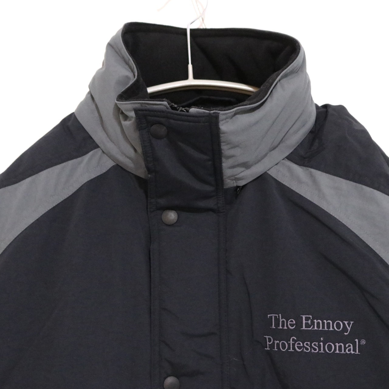 The Ennoy Professional 25AW | PADDED NYLON BENCH COAT "Black" (AW25BRENJK06LP)