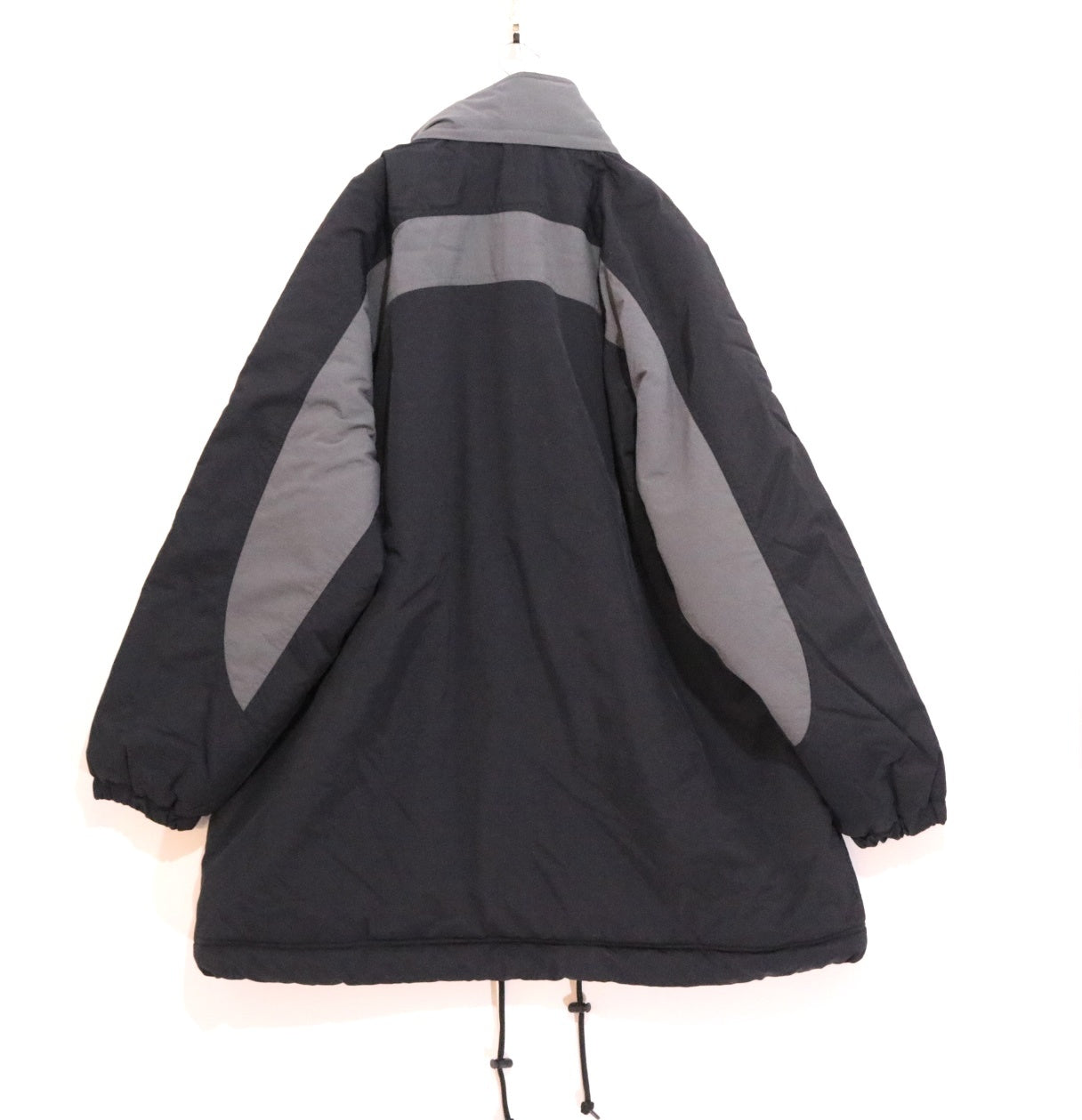 The Ennoy Professional 25AW | PADDED NYLON BENCH COAT "Black" (AW25BRENJK06LP)