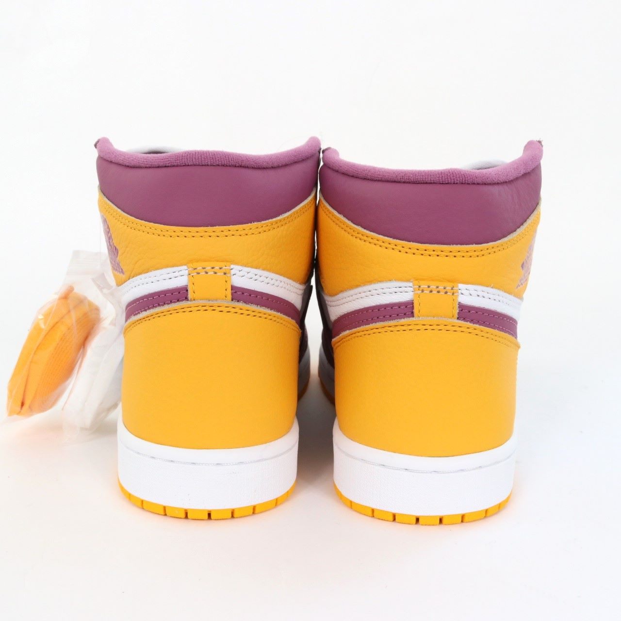 NIKE(ナイキ)AIR JORDAN 1 RETRO HIGH OG "BROTHERHOOD"