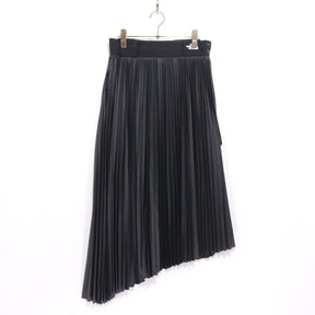 THE NORTH FACE × HYKE | Tec Pleated Skirt "Black" (NBW493HY)