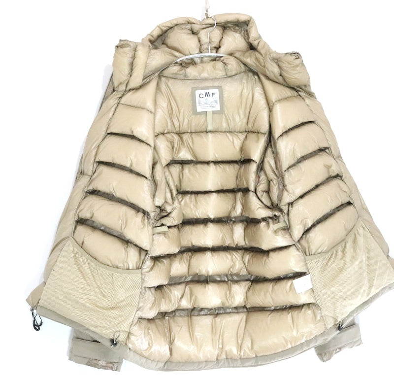 CMF OUTDOOR GARMENT 22AW | Lotus Down L7 Jacket "Beige" (CMF2202-J03C)