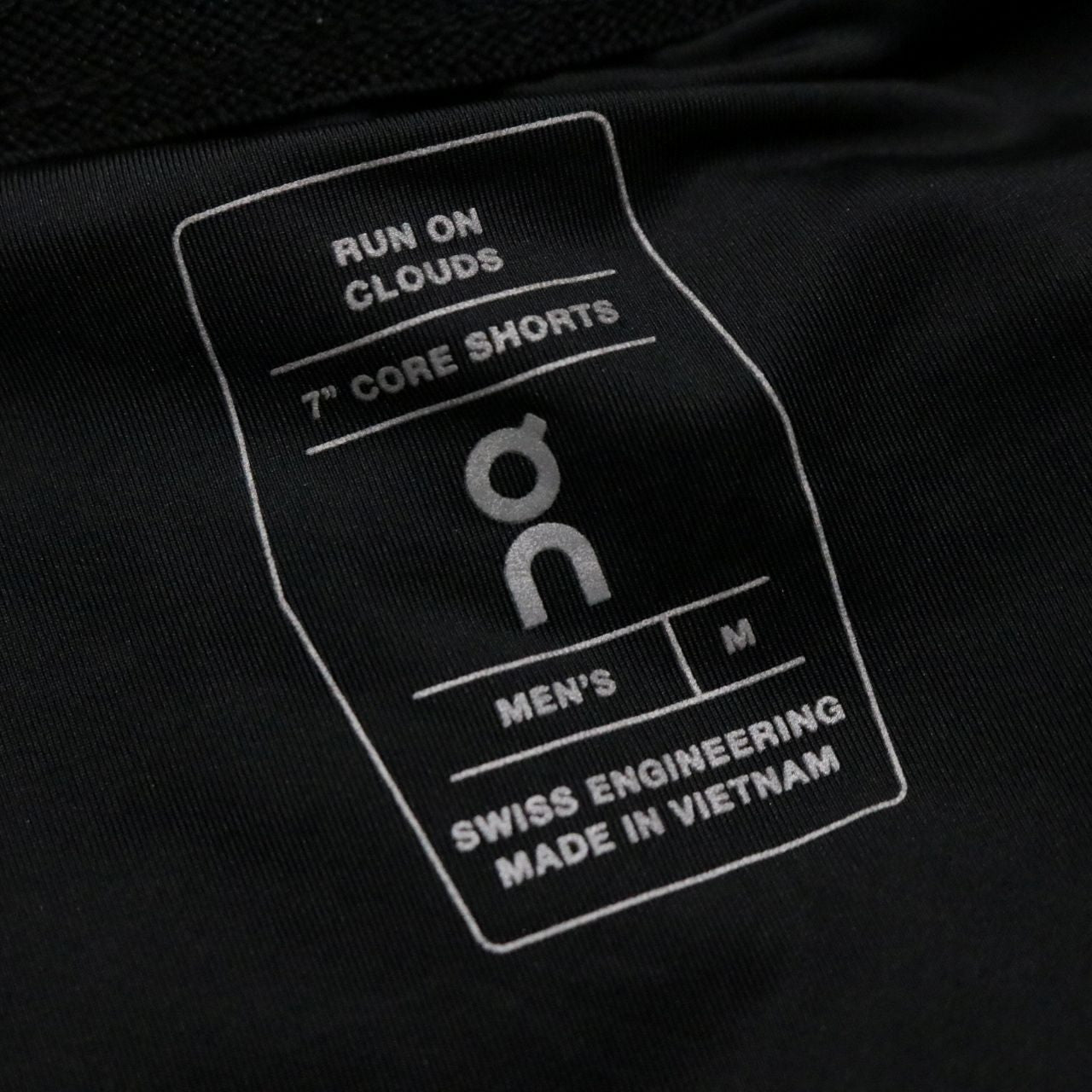 on(オン)7”Core Shorts