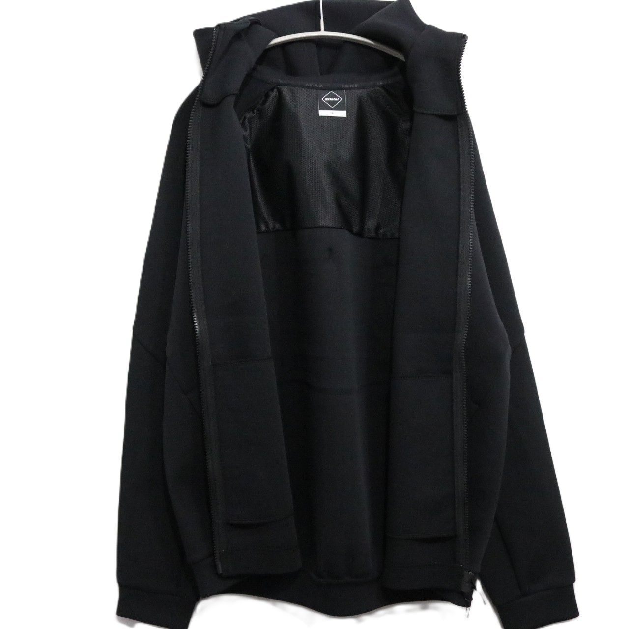 F.C.R.B.(エフシーアールビー)26ss TECH SWEAT VENTILATION HOODIE FCRBー260015