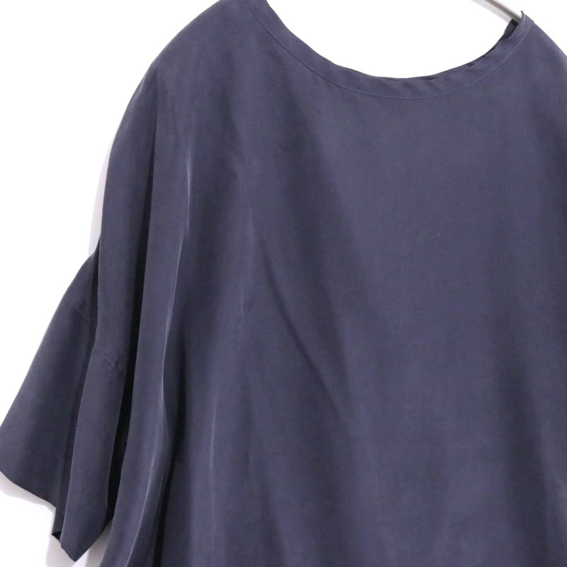 moncao | Washable Silk Drop Tail Crew Neck T-shirt "Navy"