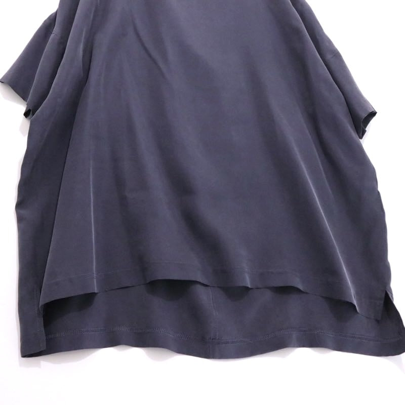 moncao | Washable Silk Drop Tail Crew Neck T-shirt "Navy"