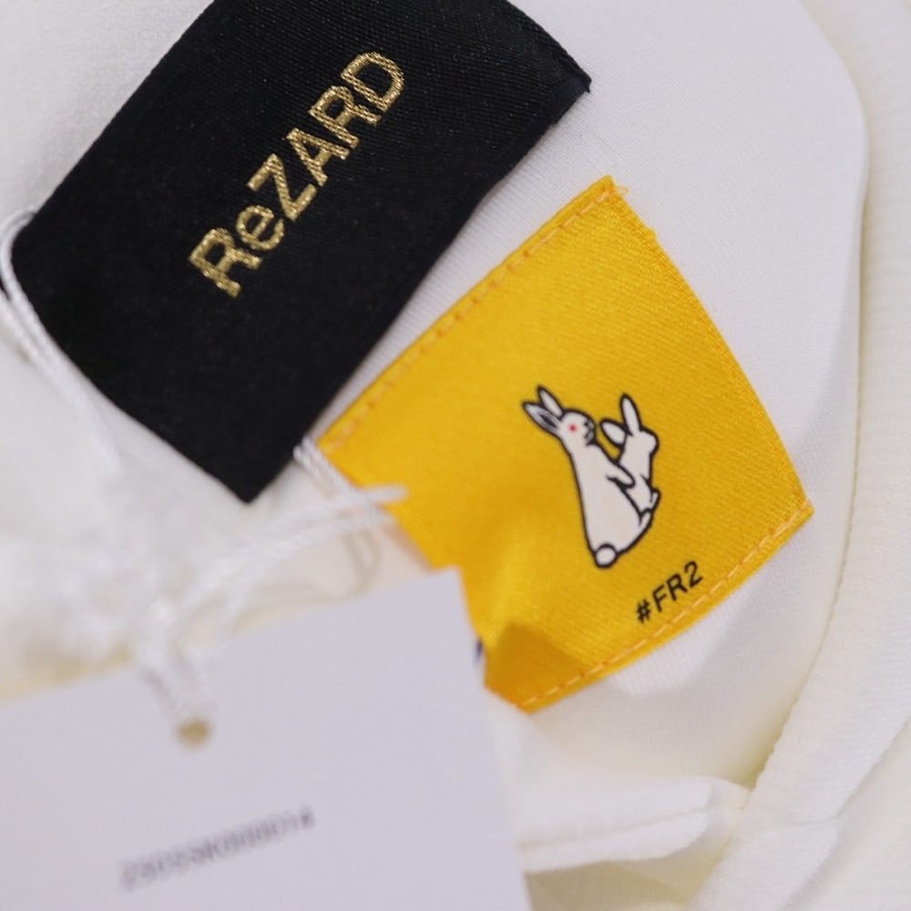 #FR2 × ReZARD | Printed Logo Hoodie "White" (2505SK000014)