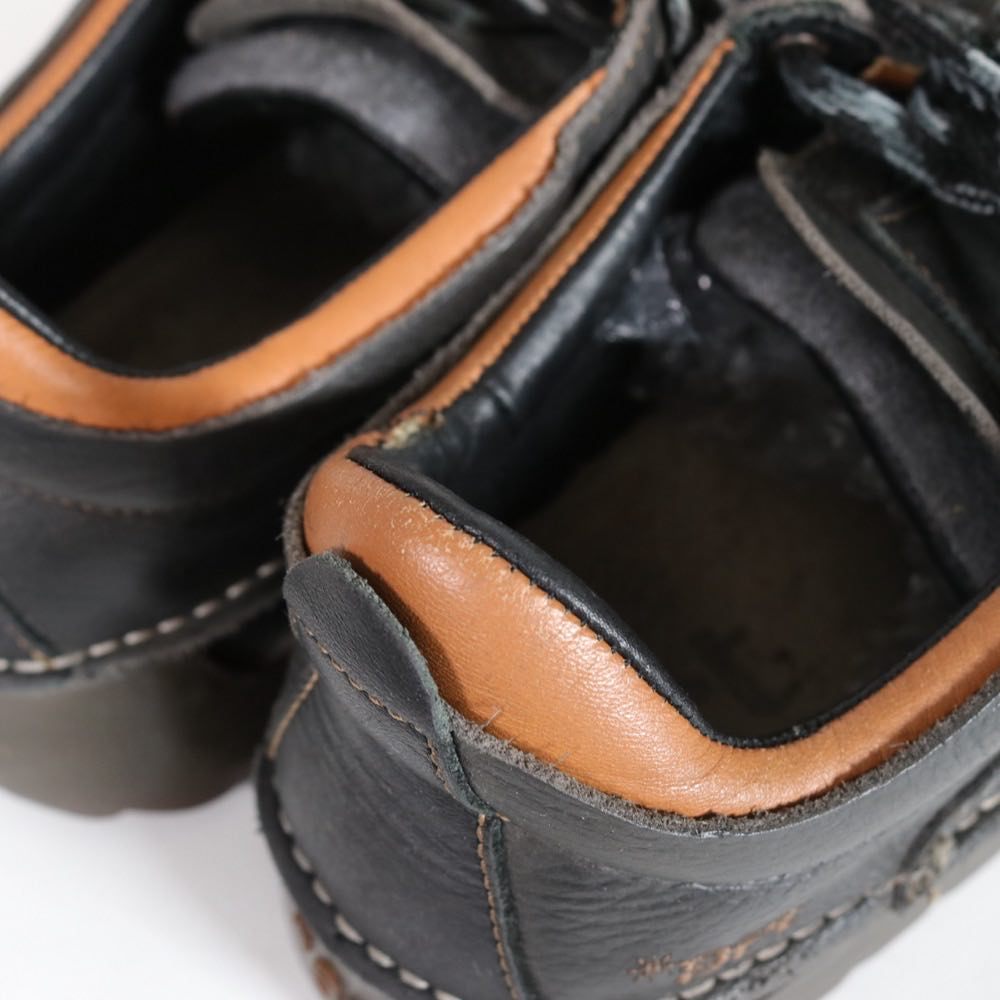 The Art Company | 0590 SKYLINE "PLEASANT BLACK" (0590)