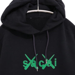 sacai × KAWS 21SS | Flock Print Hoodie "Black/Green" (21-0286S)