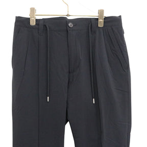 1PIU1UGUALE3(ウノピュウノウグァーレトレ) CREASE SLACKS