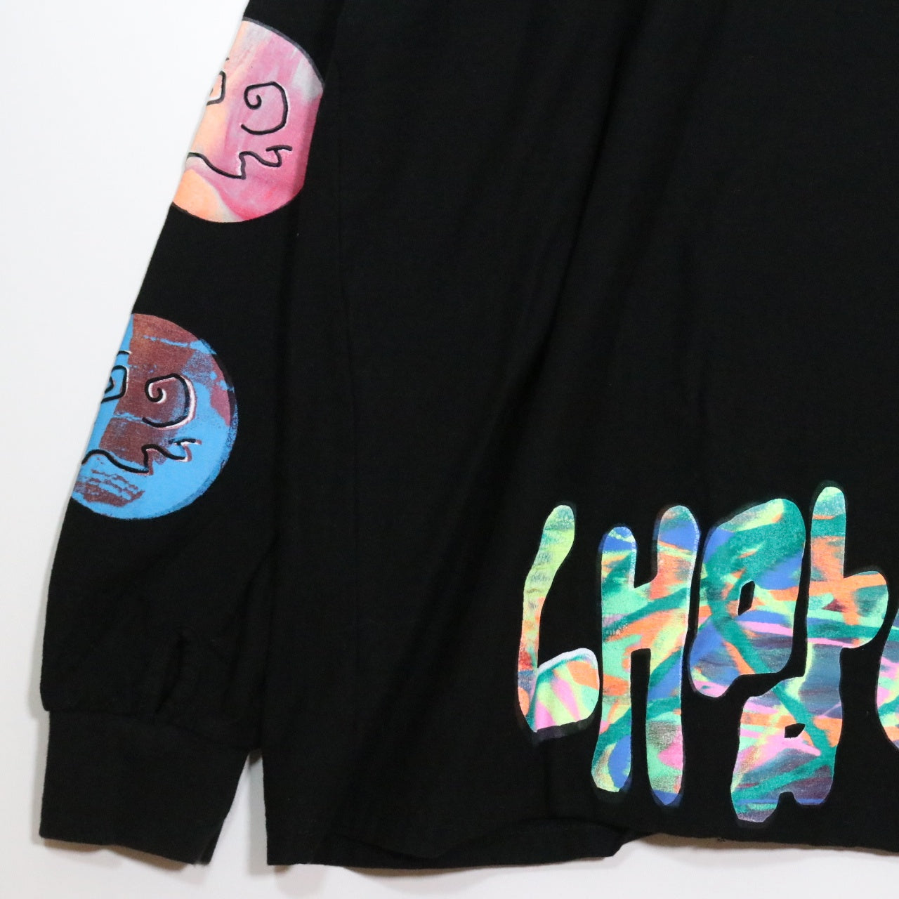 99%IS(ナインティナインパーセントイズ) "SMILEY" Sleeve Logo Long Sleeve T-Shirt