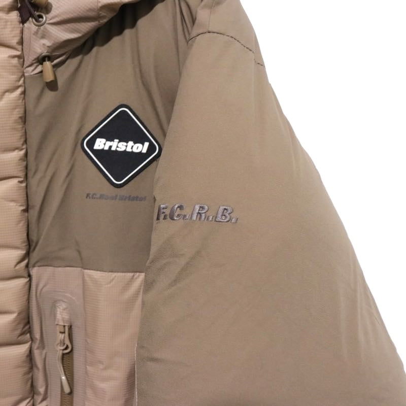 F.C.R.B. 25AW | FIELD DOWN PARKA "Beige (FCRB-252020)