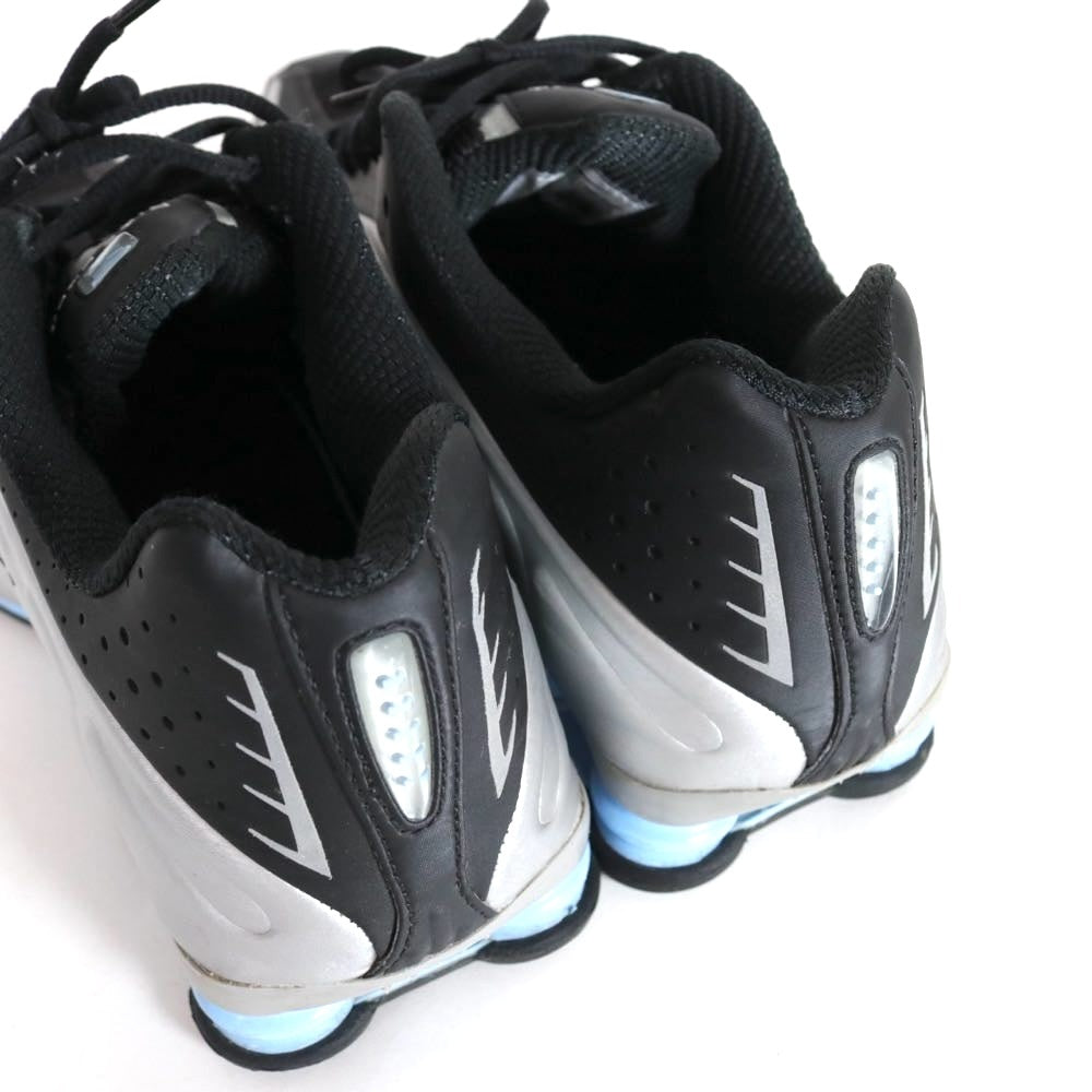 NIKE | SHOX R4 "Metallic Silver/Black" (HQ1988-004)