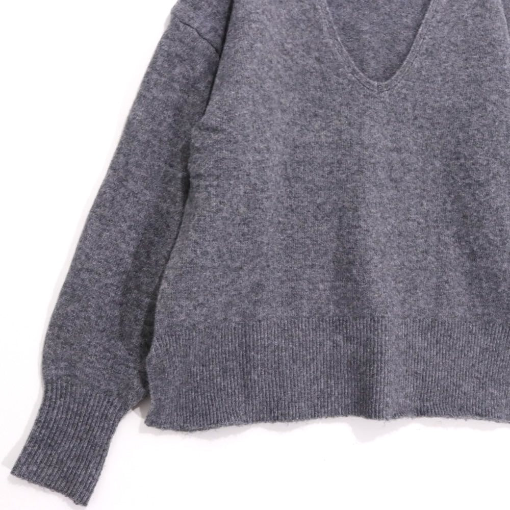 Discoat 24AW | Melange Yarn Deep V Pullover "Gray" (DCZ10A2305A0001)