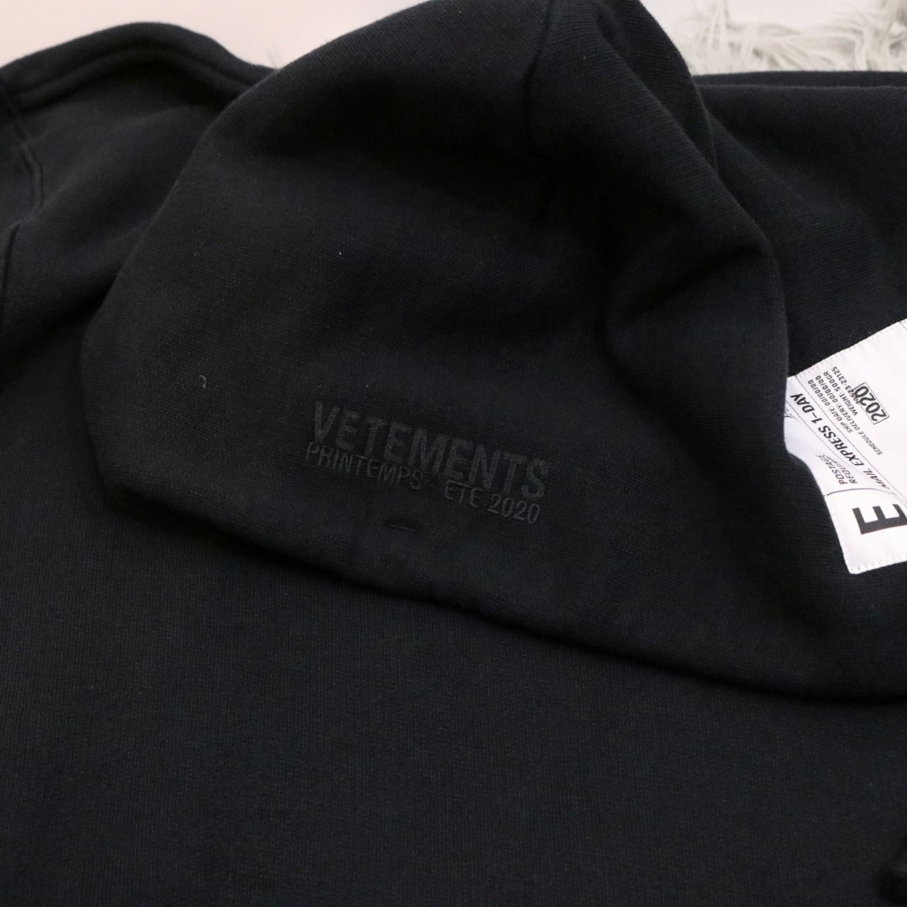 VETEMENTS(ヴェトモン) 20ss Food Delivery Label Hoodie