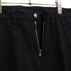 AKM(エーケーエム) DENIM SLACKS