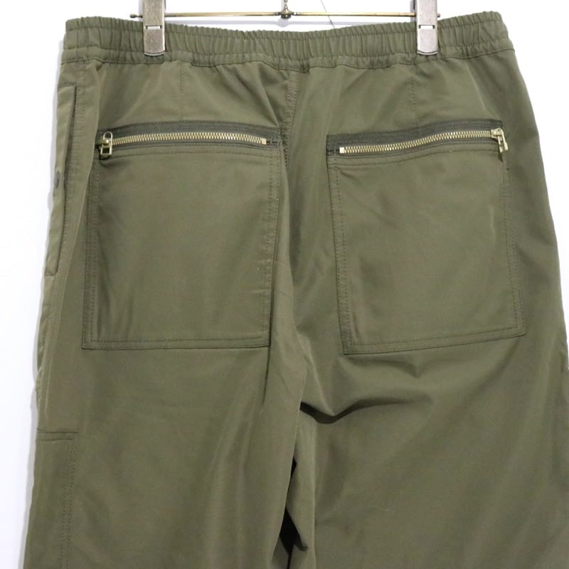 DAIWA PIER39 20AW | Tech Parachute Pants "Khaki" (BP-31020W)
