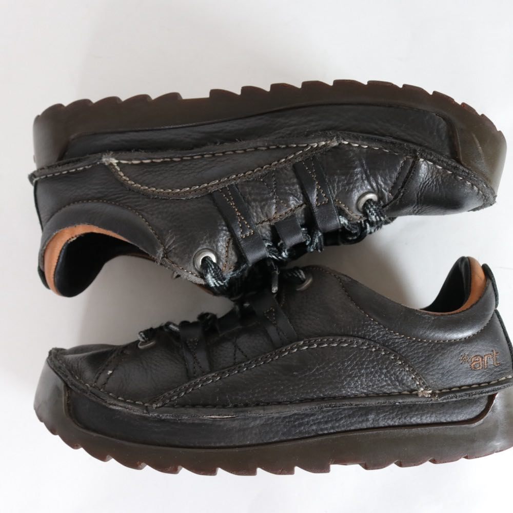 The Art Company | 0590 SKYLINE "PLEASANT BLACK" (0590)