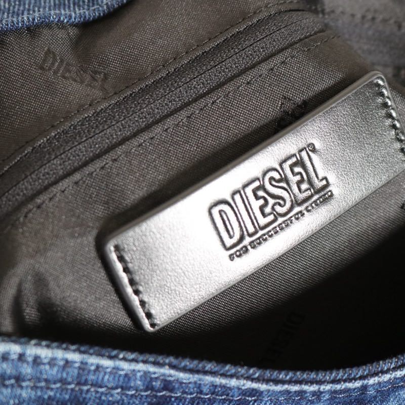 DIESEL 26SS | Denim Handbag "Washed Blue / Oval D" (X10729 P9152 H8648)